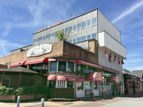 Autour de l'Arche Hôtel