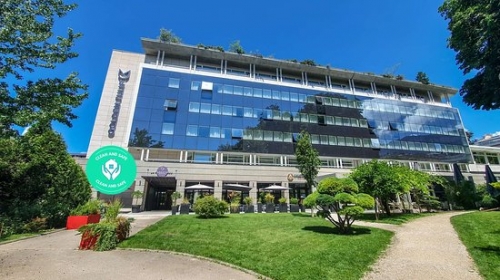 Autour de l'Hôtel Golden Tulip