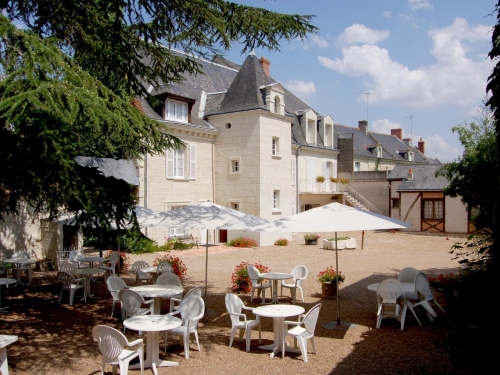 Autour du Manoir de La Giraudière