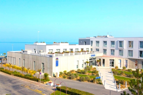 Visitez l'hôtel de la Baie à Granville